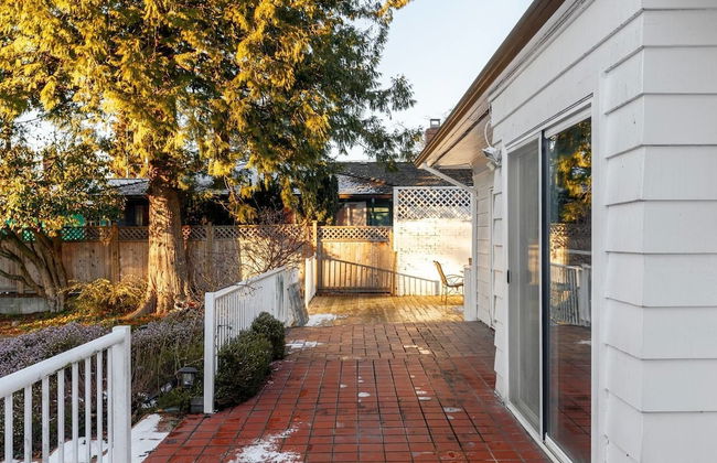 Classic House in Heart of Vancouver - Photo 19