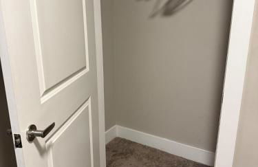 Lux High Rise one stop 2 bedroom private Share kitchen Professional Respected apartment - Foto 11