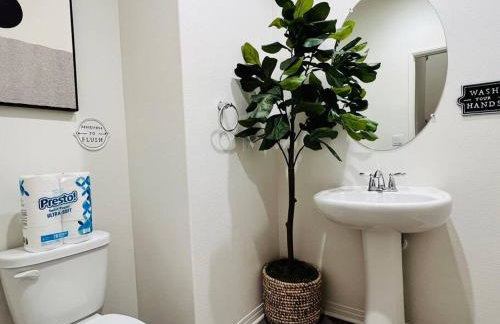 Up to 25% OFF / New Built for Ideal Extended Stay - Photo 24