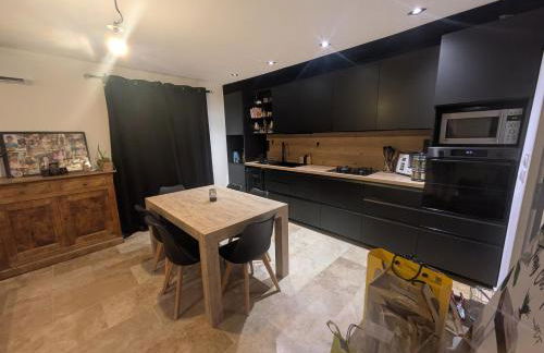 Maison A proximité d'Avignon et site touristique - Photo 1