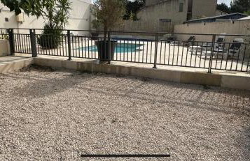 Villa wifi 8 à 10 personnes BBQ piscine situation centrale à Cuges les pins Sainte Baume 2km OK Corral 20km Marseille centre 20km Var - Foto 30