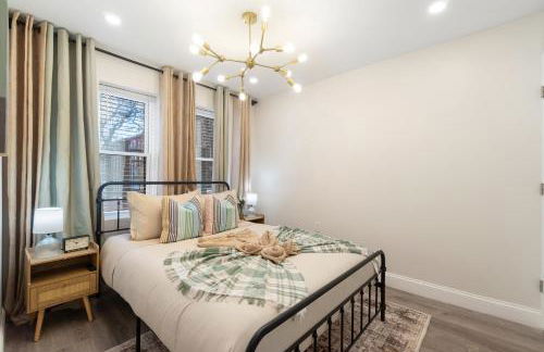 Holiday Home Brownstone City Stay 5BEDS, Private Dual Units - Foto 1