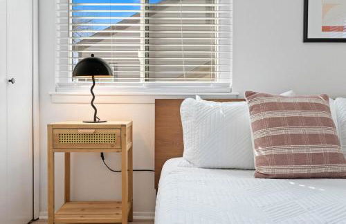 Luxury Austin Retreat w Pool, Games, Sleeps 12 - Foto 10