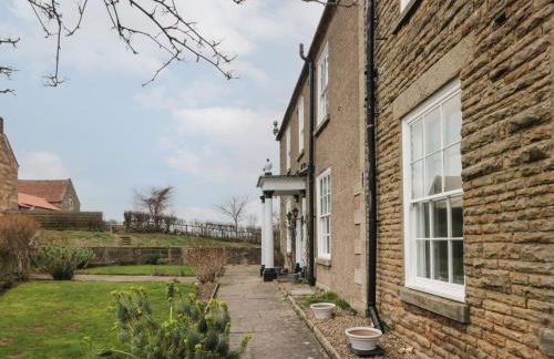 Apartment 1 Sneaton Hall - Photo 5