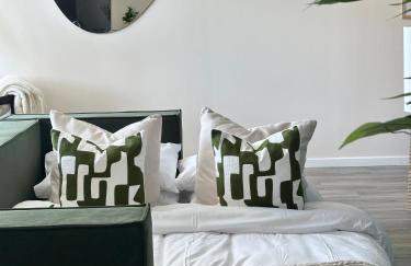 Centrally Located Flat By Ankers Short Term Rental Manchester Perfect for Monthly Stay - Photo 8