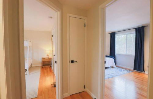 Vermont Lake Days Await | Boat, Bike, Unwind - Foto 10