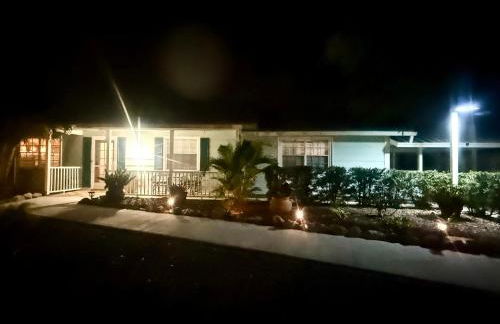 Beautiful Waterfront Home Less Than 7 mins to Beaches - Foto 53