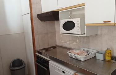 STUDIO 5 personnes N7 LUZ SAINT SAUVEUR draps et serviettes fournis - Foto 6