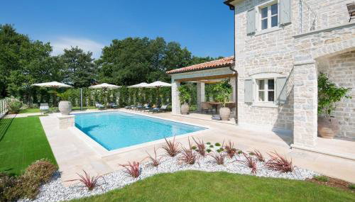 Villa Elena with private pool and sport courts - Foto 3