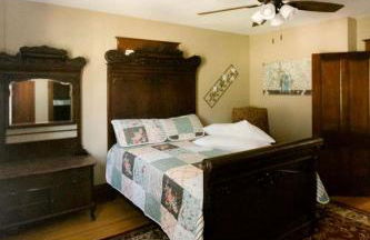 Tranquil Retreat to the Woods: Beautiful Family-Friendly Cottage near Owensville, Missouri - Foto 10