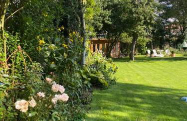 Lyndhurst - Victorian villa with heated pool - Foto 28