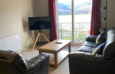 Fassifern. 1st Floor Apartment with Loch View - Foto 12