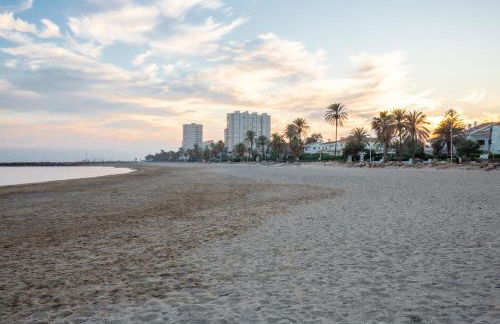 Apartamento en complejo residencial con piscina y garaje a 100m del mar - Foto 8