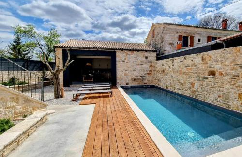 Villa Qualia - Heated pool, 4 bedrooms, 2 kitchens, Stylish interior - Foto 4