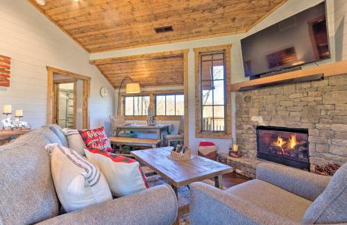 Pet-Friendly Cabin with Mtn Views in Chinquapin! - Foto 1