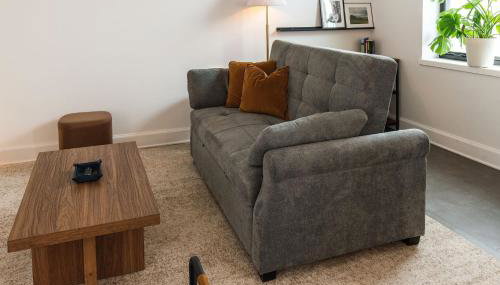 Luxury Downtown Apt with Parking, Gym, and Lap Pool - Foto 3