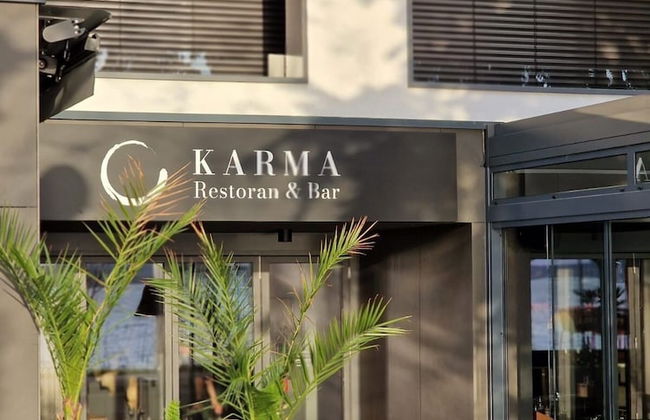 La Vista Suites - Photo 39