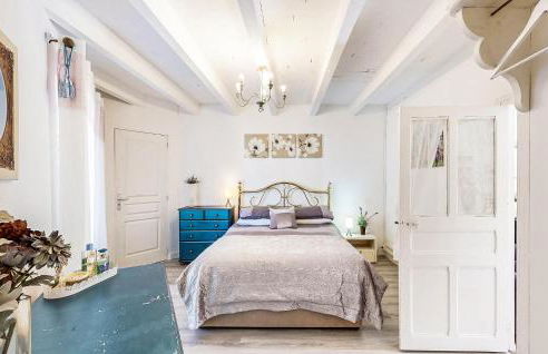 Lovely Home In Oradour-Fanais With Wifi - Foto 14