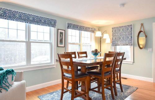 Spacious w Basketball Court & Playground - Foto 9