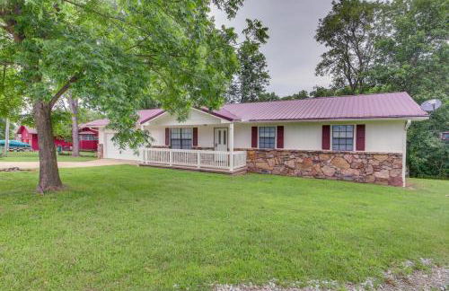 Yard and 15 Boat Slip Waterfront Grove Getaway - Foto 25