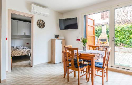 Piano Terra Moderno con Ampi Spazi e Luminosità - Foto 1