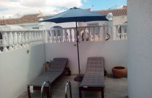 2 Bed-Sleeps 5-Private Pool-Pets-AirCon - Foto 11