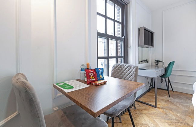 London Paddington Apartments - Photo 18