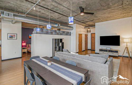 Condo w pvt balcony & gym access - Foto 14