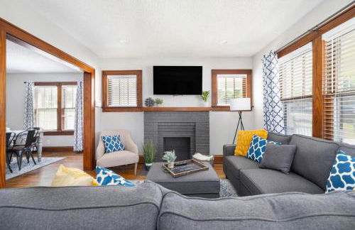 3BR Bristol Retreat - 2 Blocks from State Street - Foto 1