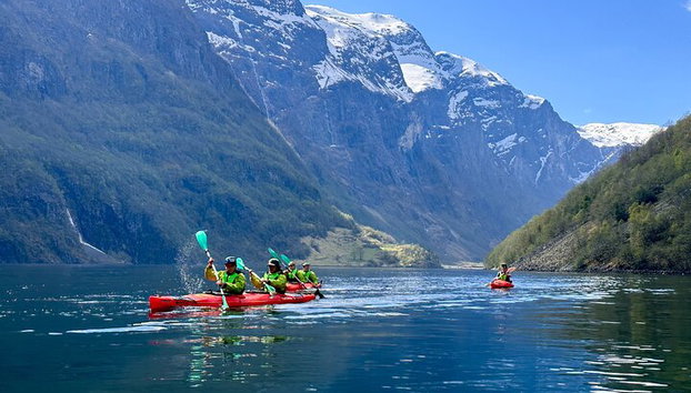Vossevangen: Nærøyfjord Full-Day Guided Kayaking Trip - Photo 2