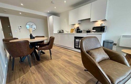 Luxury 2 bed Apartment Bracknell - Foto 26