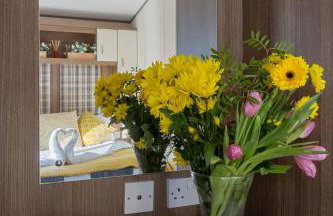 Retreat at the Lake - Fishing Lakes, Heated Outdoor Swimming Pool 500yrds on Sister Park , Pool Open April to September - Foto 28