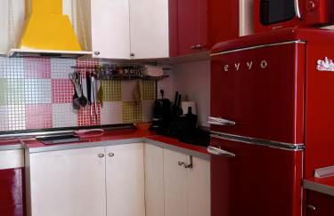 PolaPop Vacation - Photo 2