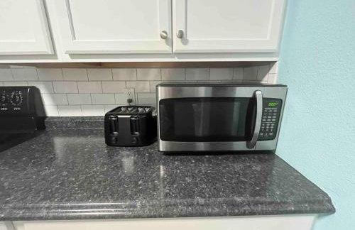 Vacation House with Heated Pool in Bradenton! - Foto 32