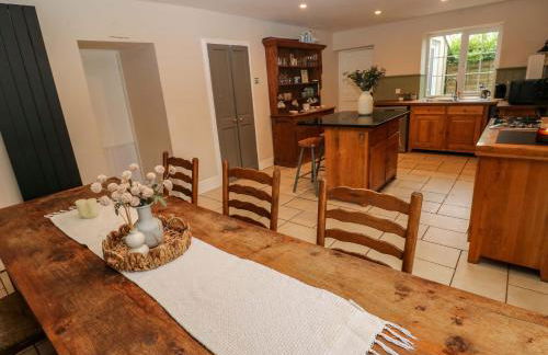 Norchard Farm House - Photo 14