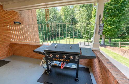 Martinsville Gem - Fireplace, Pets, Near the Park - Foto 5