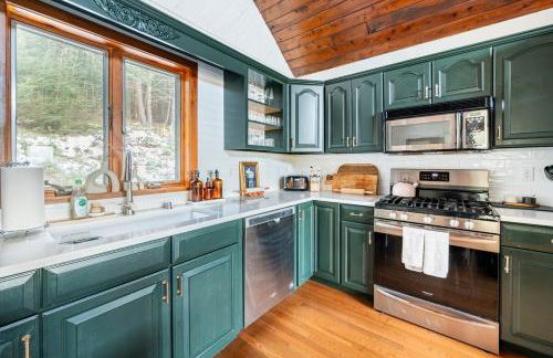 Mountain View Chalet Ski, Hot Tub, Firepit, Games - Foto 21