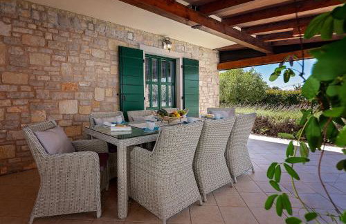 Mediterrane Villa mit Privatpool, Grill, Tischtennis und unweit des Radwegs Parenzana - Foto 39