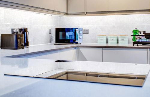 Private & Stylish 2 bedroom London Apartment - Foto 14