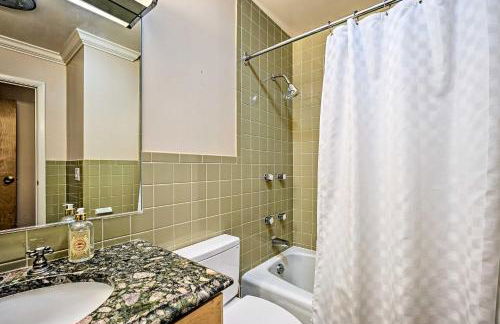 Family Winter Retreat with Hot Tub 14 Mi to Slopes! - Foto 21