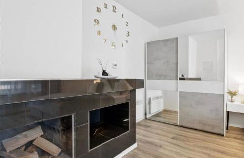 Prime Host Style Apartment - Photo 6