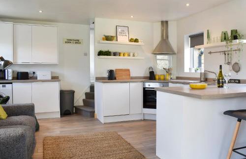 Little Plumtree - Photo 1