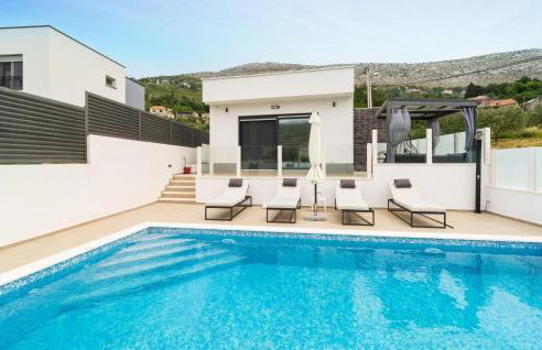 Lovely Home In Srinjine - Photo 11