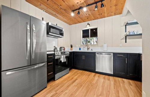 River Haus Sequoia | Hot Tub+New+King Beds+Views! - Foto 36