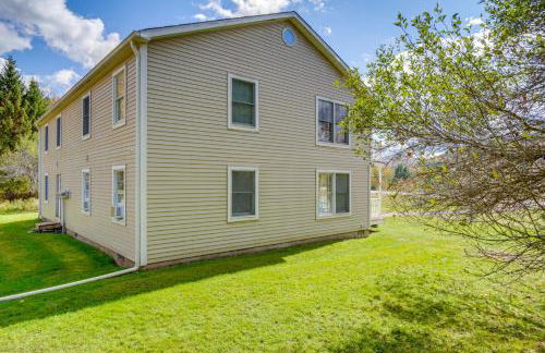 Peaceful Catskills Condo with Deck and Mountain View! - Foto 24