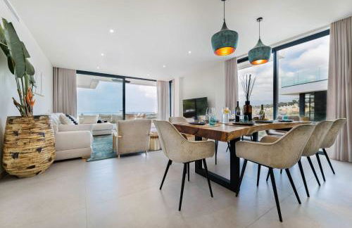 Casa Sol Luxury Rooftop Penthouse Gym Spa Pools - Photo 29