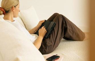 Rumiane pola - stodoła na Mazurach z widokiem na jezioro - Foto 28