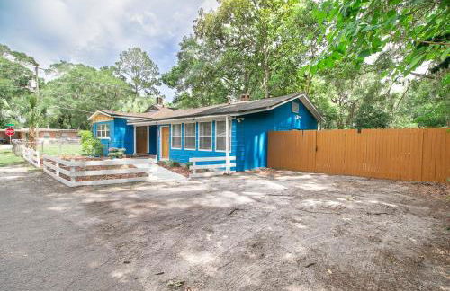 Farmhouse and Charming Place - Photo 11