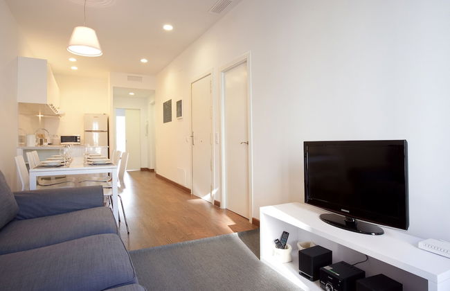 AB Montjuic - Photo 47