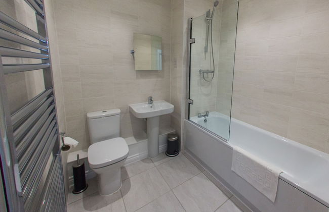 Campbell Park by ShortstayMK - Photo 24